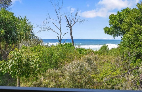 Pottsville House | Classic Beach House on Surfside - Pet Friendly