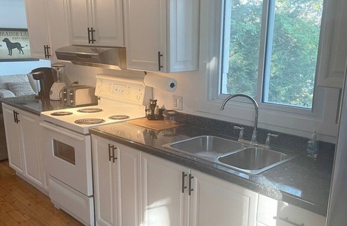 North Kawartha House | Classic Cottage on Chandos