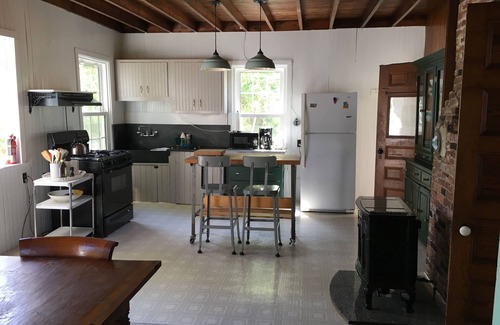 Peaks Island Cottage | Classic Island Cottage