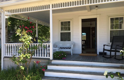 Peaks Island Cottage | Classic Island Cottage