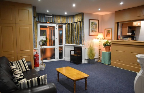 Little Hay Hotel | Classic Single Room - Royal Square Hotel Birmingham Airport and NEC