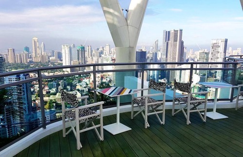 Luzon Apartment | Classy Studio at Acqua Livingstone
