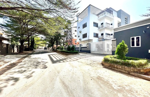 Utako Apartment | CLEAN 1BEDROOM FLAT at UTAKO ABUJA. 24hrs LIT with AC, WIFI & KITCHEN