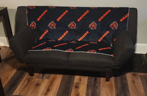 Rockford Apartment | Clean 2-bedroom apartment with WiFi, located on the northwest side of Rockford.