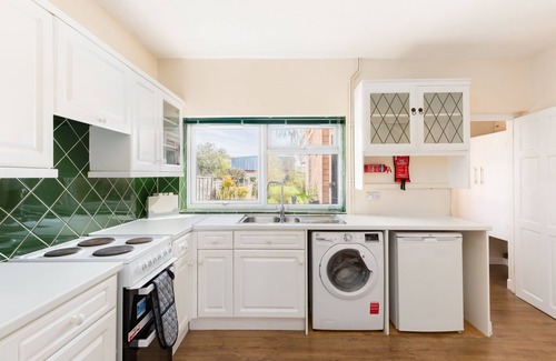 Frampton on Severn House | Clean 3-Bed Home in Stratford