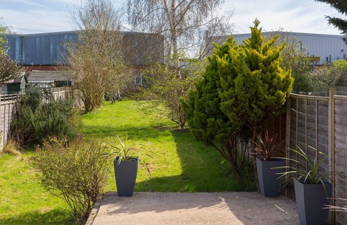 Frampton on Severn House | Clean 3-Bed Home in Stratford