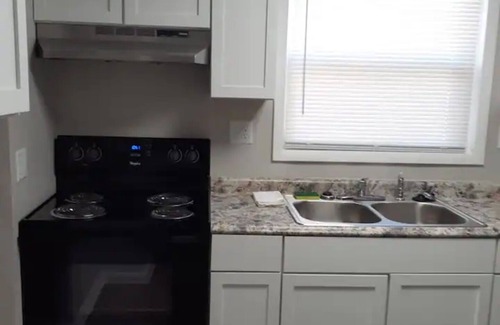 Lawrence House | Clean, adorable, remodeled, simple! No kids. ID is required.