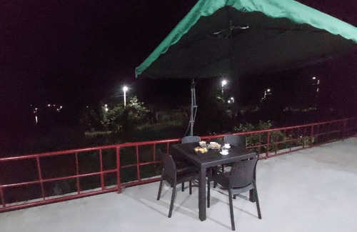 Tatev Bed & Breakfast | Clean and comfortable 2 bedrooms with private bathrooms and terraca