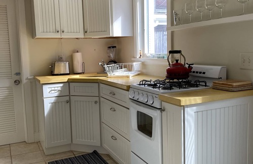 Eastham Apartment | Clean, comfortable and quiet, renting