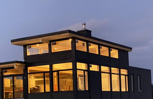 Mulmur Ski Chalet | Clean & contemporary country living with stunning views