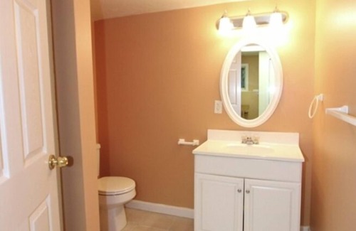 Cherry Valley House | Clean Cozy 1-BR 1BA Guest Room in Worcester