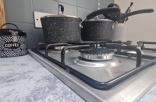 Westcliff-on-Sea Apartment | Clean homely 2 bed apartment