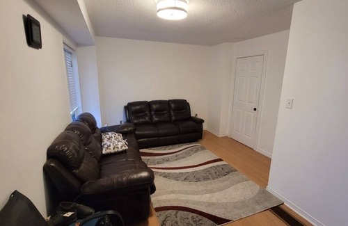 Ajax House | Clean precious house