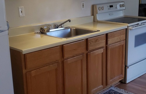 Mount Clemens Apartment | Clean, private Single unit efficiency