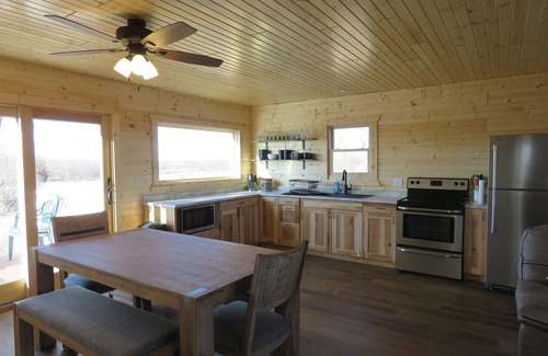 Van Buren County House | Clean Secluded Cabin in the Country