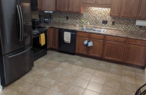 Aberdeen House | Clean, Spacious Home with 5 Mile Commute to Pinehurst/US Open. Pet/Smoke Free.
