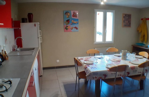 Saint-Paul-le-Jeune House | Clear waters, bed and breakfast "the source