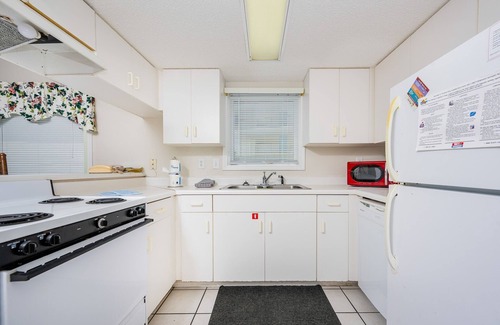 Gulf Shores Condo | Clearwater 2d 2 Bedroom Condo