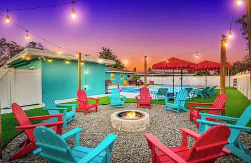 Clearwater House | Clearwater Dream! Singles Pickleball, Heated Pool