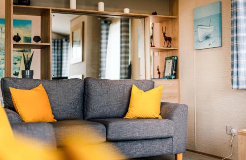 Llansantffraed House | Cledan