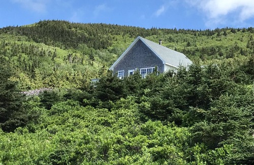 Red River Cottage | Cliff Waters Cottage, Private oceanfront secluded relaxation, Pleasant Bay, NS