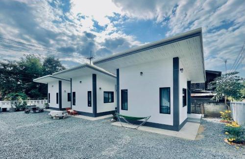 Mae On House | Climbers Home