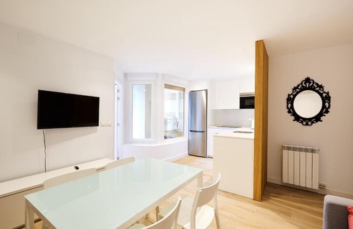 Ermitagana Apartment | Clinica Universitaria y Hospitales por TuApartamento