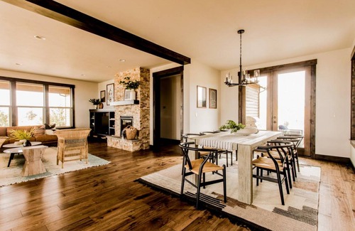 Powell Butte House | Clint in Powell Butte