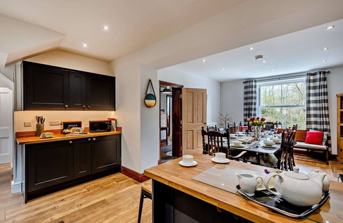 Bontddu House | Clogau Retreat - Five Bedroom House, Sleeps 10