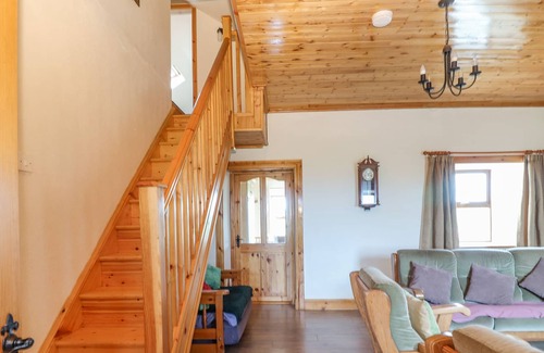 Creegh Cottage | CLOGHER COTTAGE, family friendly in Doonbeg, County Clare