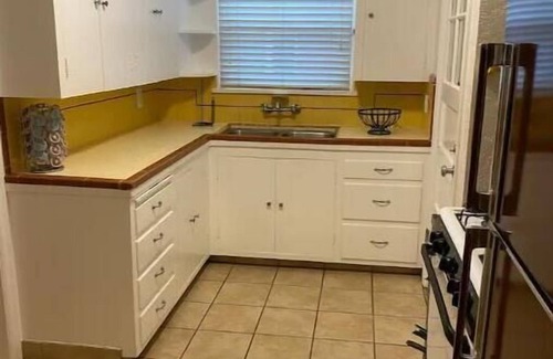 Ogden Apartment | Close & Cozy 1
