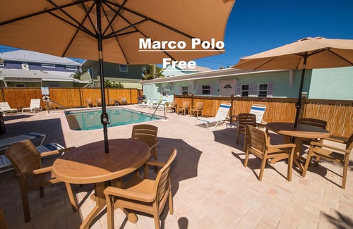 Holmes Beach Hotel | Close to beach @ Haley's Couples Retreat #7