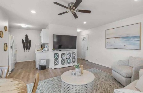 Emerald Waters Village Condo | Close To Beach! Pet Friendly! Free Seasonal Activities! Cross Creek 64 # 28D!