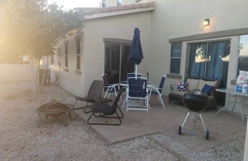 Goodyear House | Close to everything with comfortable accomodations STR License STR0000073