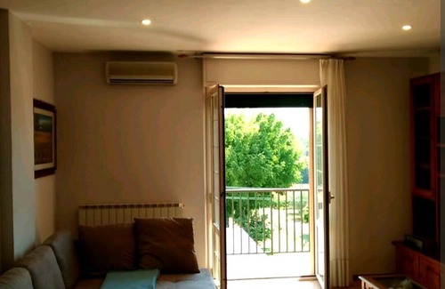 Castel del Piano Apartment | Close to the city but in a quiet and cozy place