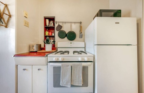Sam Hughes House | Close to U of A/1 BR 1 BA/Sam Hughes/Patio