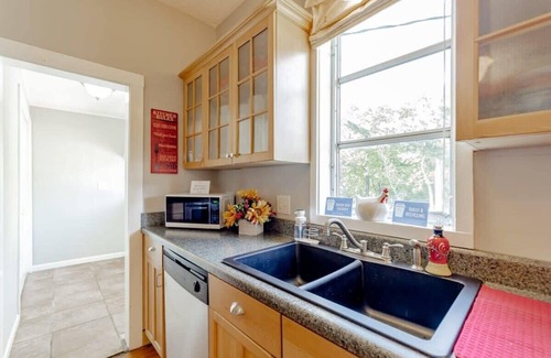 Eau Claire House | Close to USC & Fort Jackson- Marvelous at Margrave
