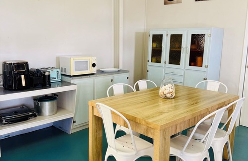 Turkey Beach House | Close2ReefnnUnique corner block centrally located in Turkey Beach