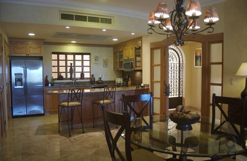 Flamingos Resort | Closest to the Ocean 3rd floor. BradAndJoeyRentals - Villa La Estancia