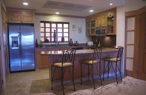 Flamingos Resort | Closest to the Ocean 3rd floor. BradAndJoeyRentals - Villa La Estancia