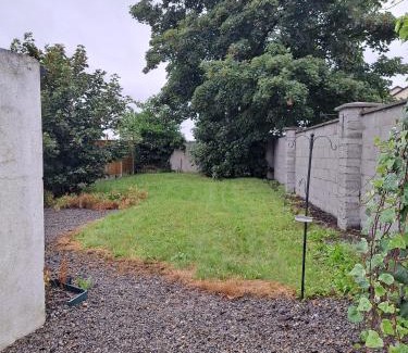 Carlow House | Closh Cottage
