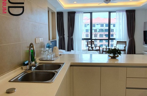 Downtown Kota Kinabalu Apartment | Cloud Condo @ Oceanus Pelagos Suites