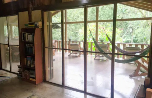 Mindo House | Cloud Forest rustic & cozy cabin