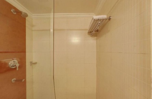 Moolakadai Hotel | Clouds Valley Leisure Hotel