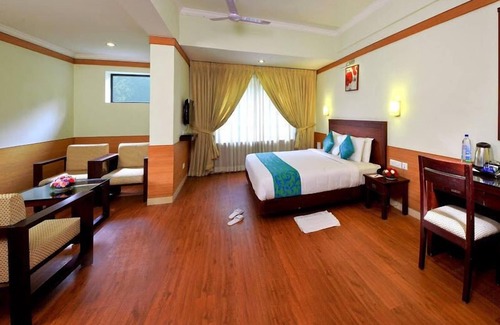 Moolakadai Hotel | Clouds Valley Leisure Hotel