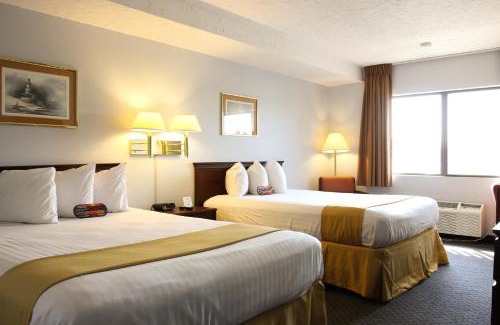 Tri-Cities Hotel | Clover Island Inn