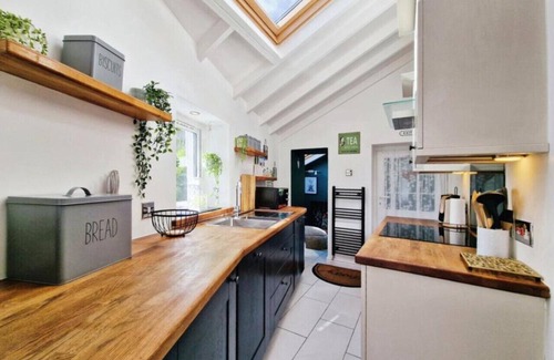 Fairlie House | Clover Neuk - Coorie Doon Stays - Fairlie - The perfect place to relax and get away from it all