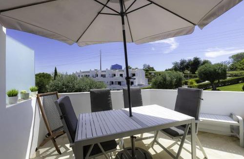 Alpouvar Apartment | CLUB ALBUFEIRA - 2 bedroom apartment, air conditioning and swimming pools