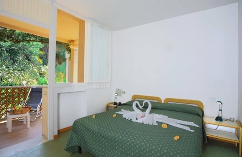Bonalaccia-Filetto Hotel | Club Hotel Marina 2