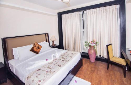 Raipur Hotel | Club Paraiso